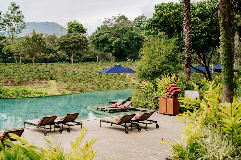 Hotel mit Pool